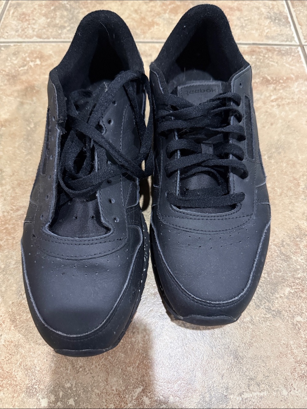 Reebok Men’s Black Lace-Up Sneakers